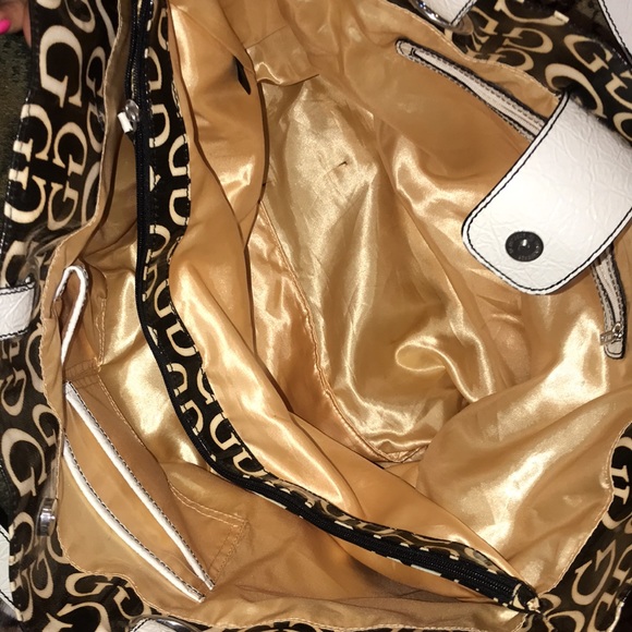 Guess Large Bag - Picture 8 of 10